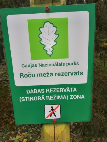 Limite de la réserve intégrale du parc national de Gauja en Lettonie.