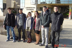 Nicolas VANWYMEERSCH, Thomas LAHLAFI, Candice GAGNAISON, Margot DALISSON, Vincent HAMANI et Guillaume MARTEL (de gauche à droite) à la sortie de la soutenance de leur projet d'étude relatif au Damier du Frêne, devant l'Université des sciences de Bourgogne à Dijon, désormais Ambassadeurs et Ambassadrices de l'ONGE Forestiers du Monde®.