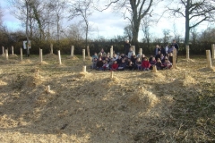 Plantation du bosquet biodivers le  5 décembre 2011. Création forestière pédagogique biodiverse d'Arnay le duc.